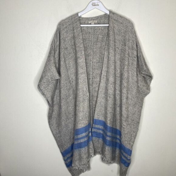LOFT Gray Knit Open Poncho Style Short Sleeve Sweater Acrylic Size M/L - Picture 1 of 13
